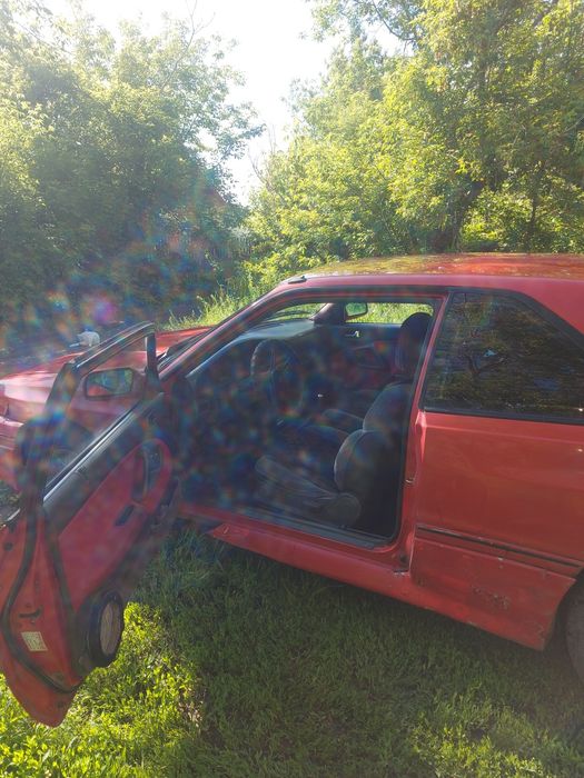 Продаю авто Мазда-626