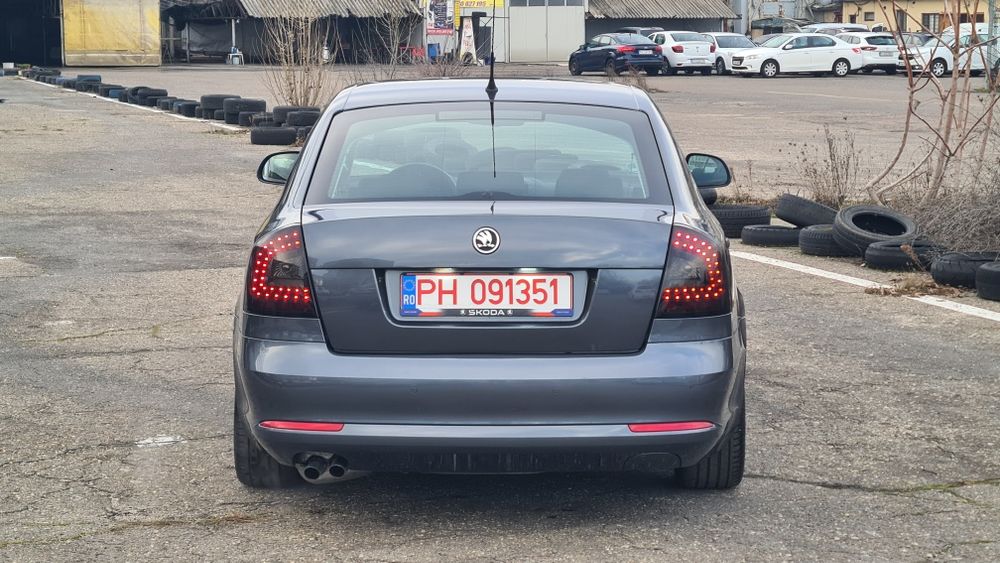 Skoda Octavia 2010 * BiXenon * Klimă * Led * Navi * Senzori * Jante 17