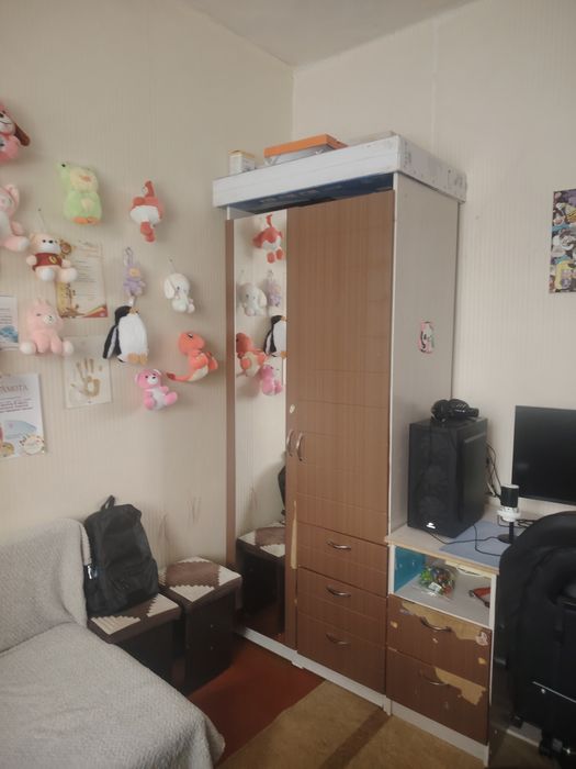 Продаю полдома кирзавод