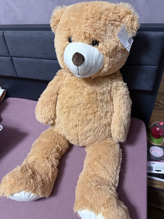 Голямо плюшено мече