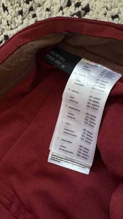 Нови дамски панталони Salewa размер М