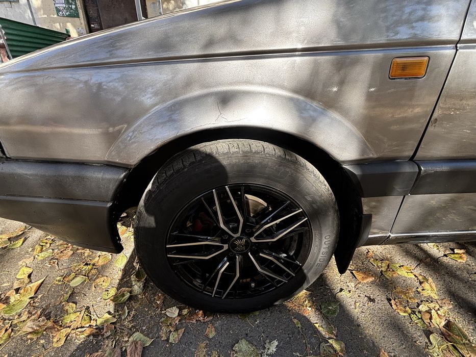 Volkswagen Passat B3 1990 год