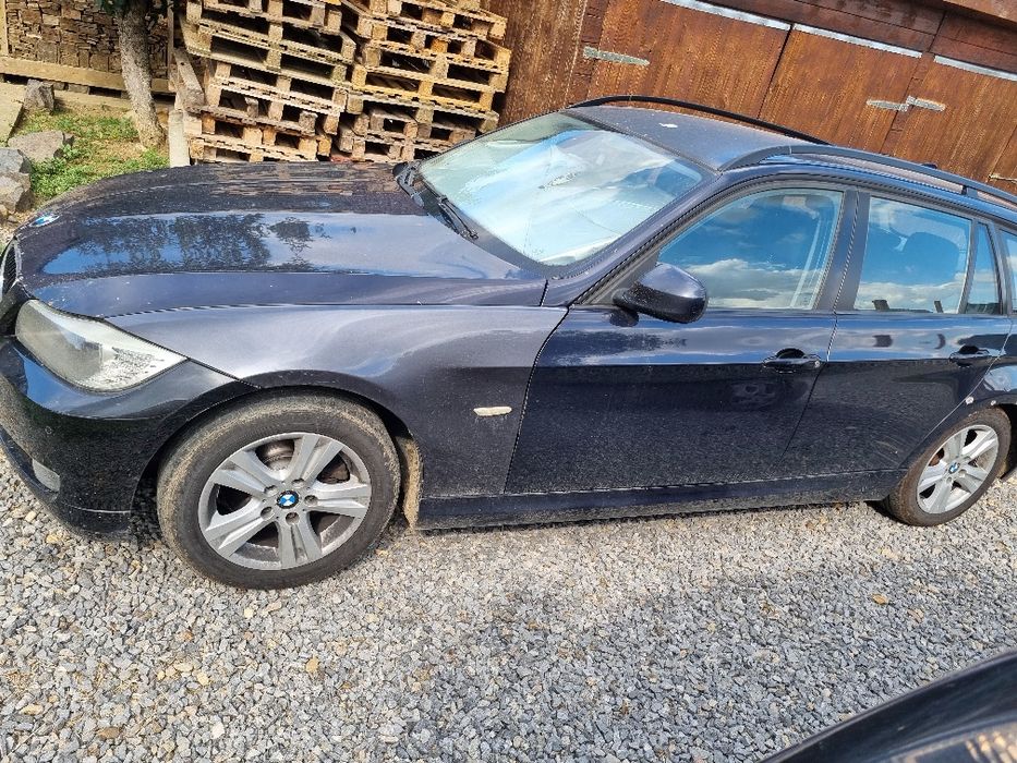 Bmw E91 + B class + Opel corsa c(se circula cu ea)- pret pachet 3600€
