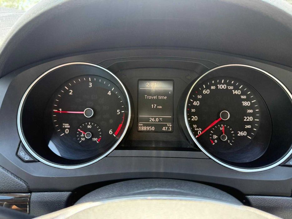 VOLKSWAGEN Jetta 2015 — imagine 18