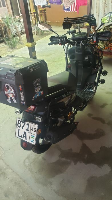 Танк скутир сотилади