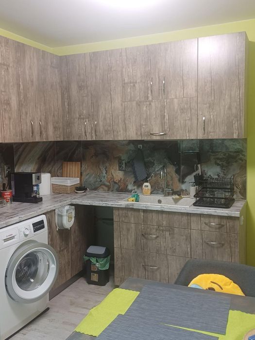 Продава се Двустаен апартамент в Бургас, Възраждане - 68 кв.м за 3412 €/кв.м - Снимка #1