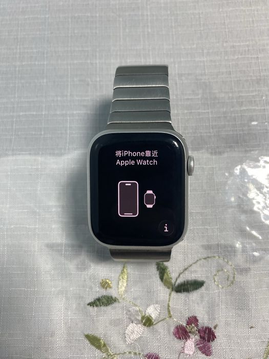 Apple watch series 8