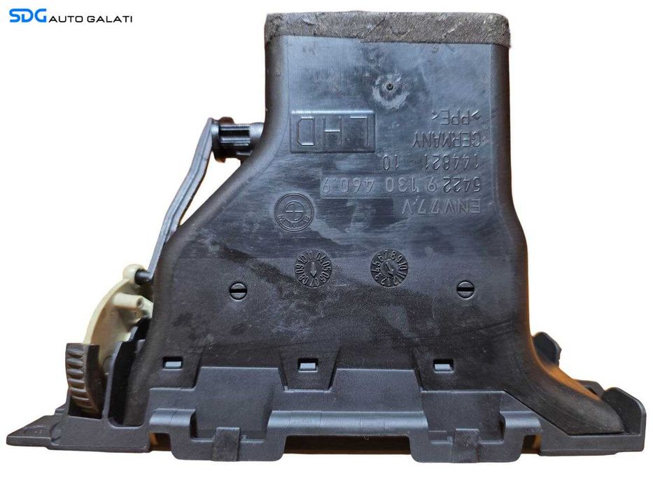 Grila Gura Ventilatie Aerisire Bord Dreapta BMW Seria 3 E90 E91 2004 - 2011 Cod 9130460 [N4805]