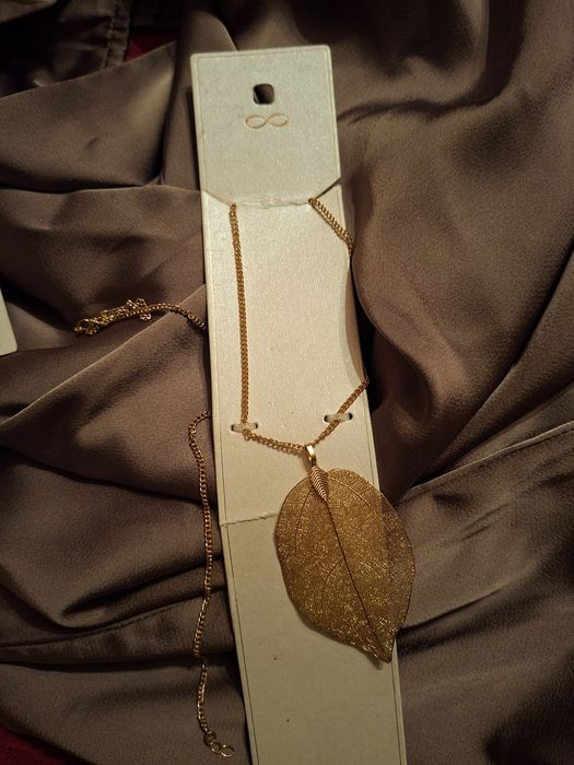 Set cercei lănțișor in form se frunze