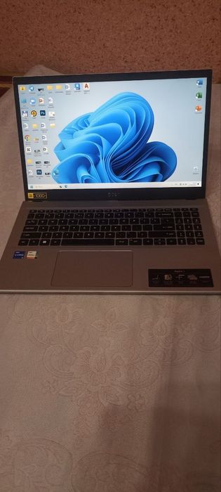 Kompyuter acer aspire 3