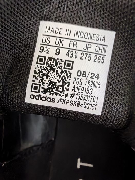 Маратонки Adidas boots v2