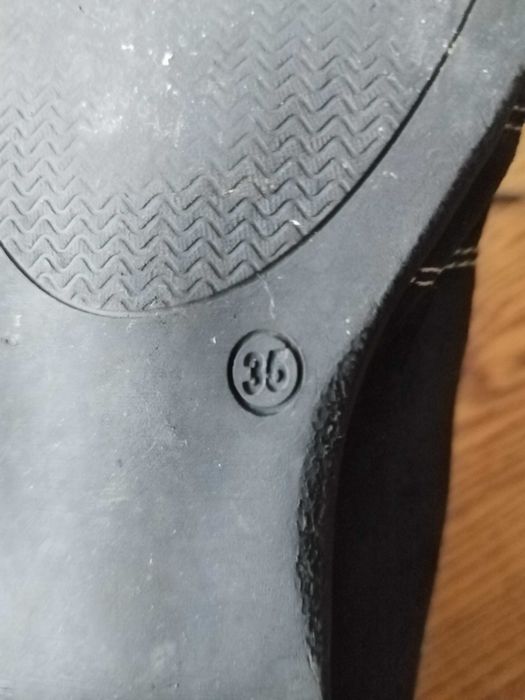 Pantofi negri din piele si piele intoarsa