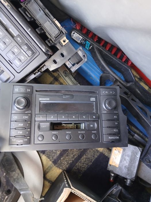 Магнитофоны на Фольксваген.