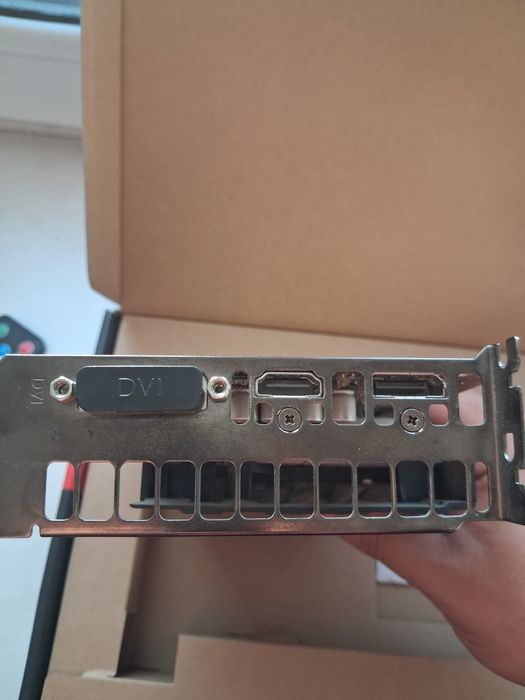 Продам Asus Radeon rx 560