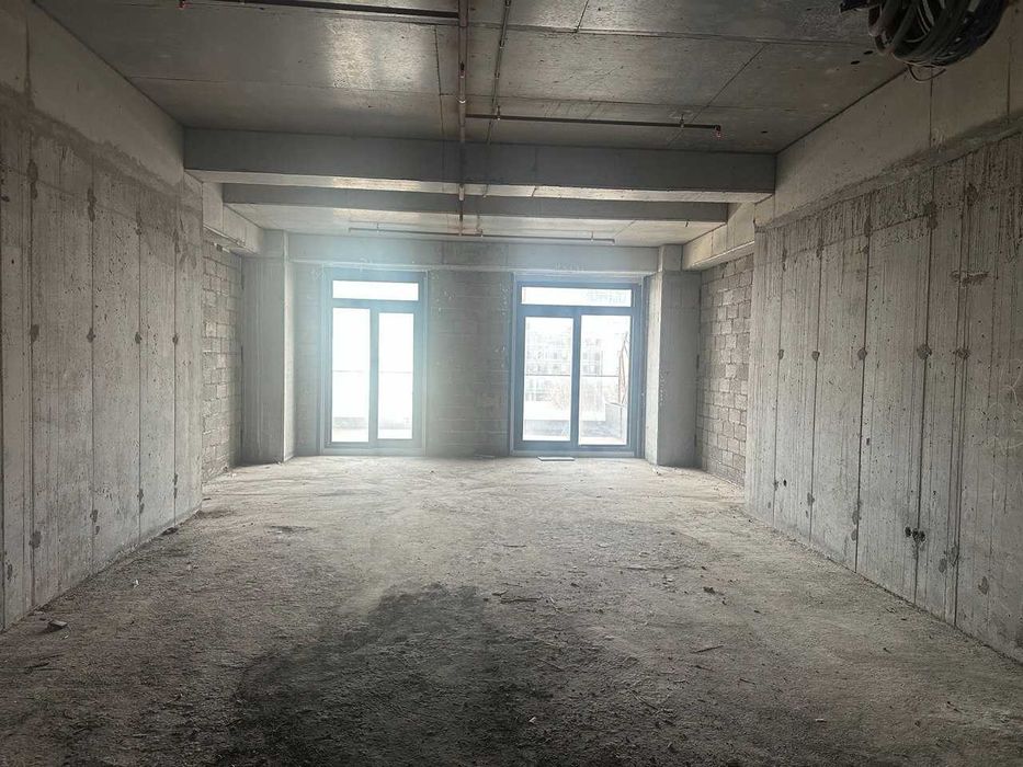 Nest One majmuasida terassali 79 m² kvartira sotiladi