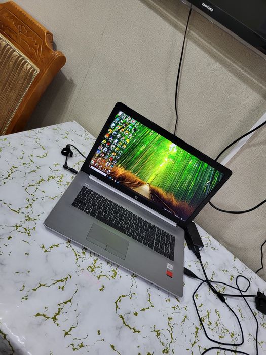 Мощный Ноутбук для игр и работы.