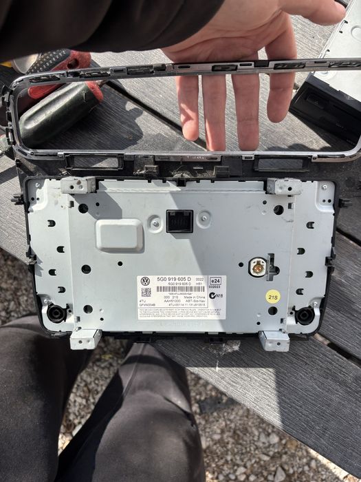 Multimedia и тунер Голф 7