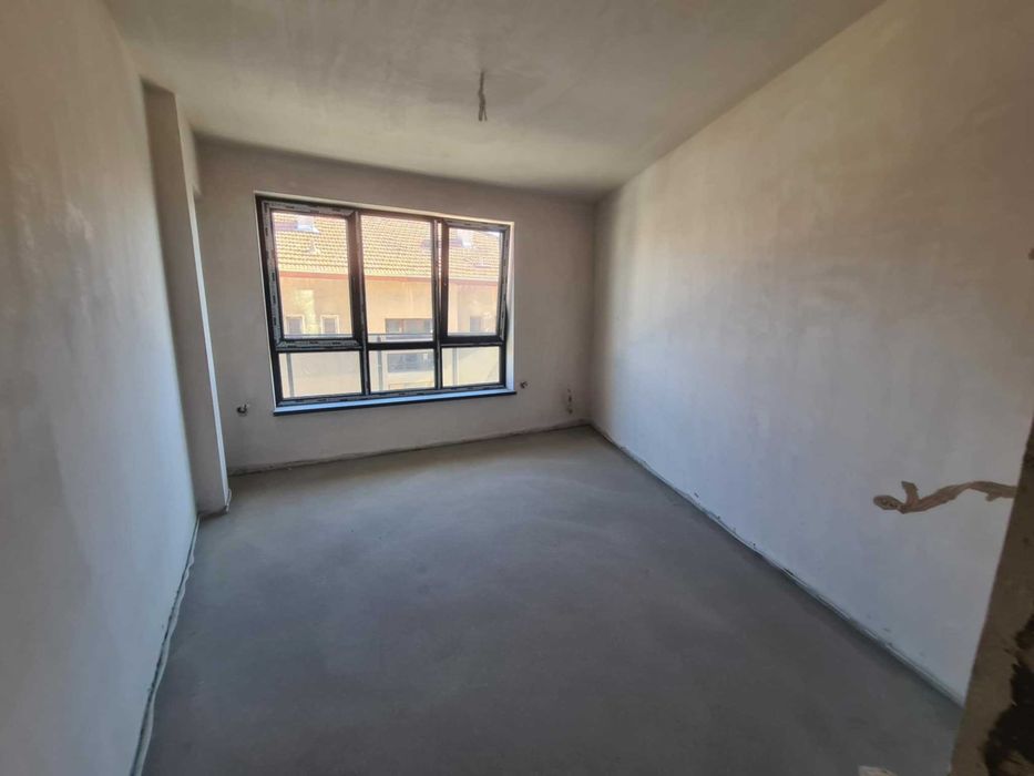 Продава се Тристаен апартамент в Хасково, Училищни - 112 кв.м за 1200 €/кв.м - Снимка #6