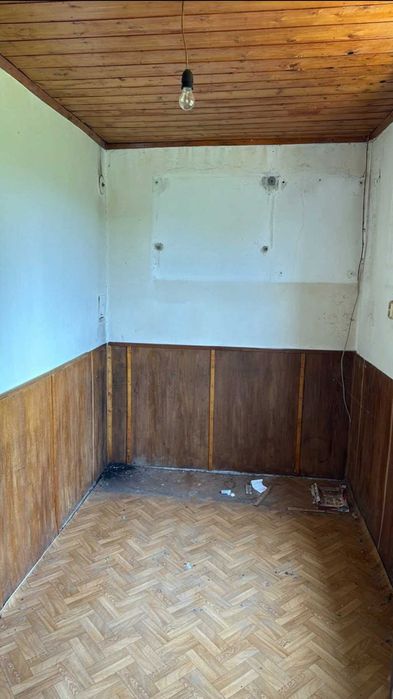 Вила с двор 3 дка ,Севлиевски лозя