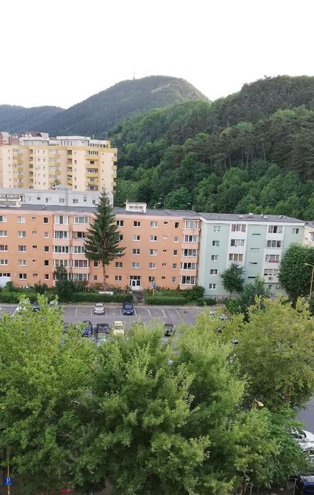 Închiriez apartament zona Spitalul Județean