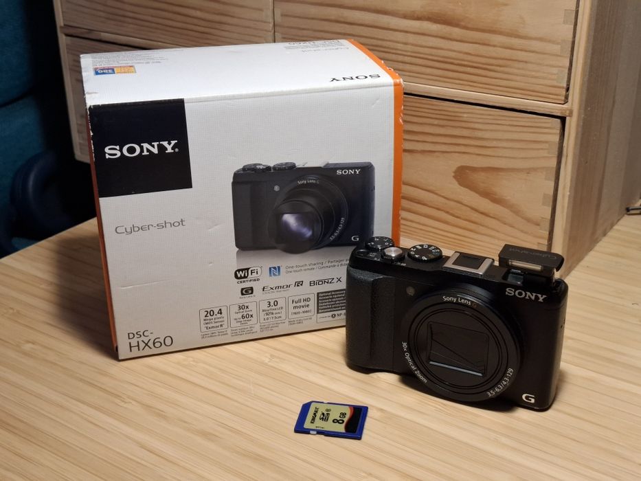 Camera Sony Cyberoshot DSC-HX60 ca noua, Zoom optic x30