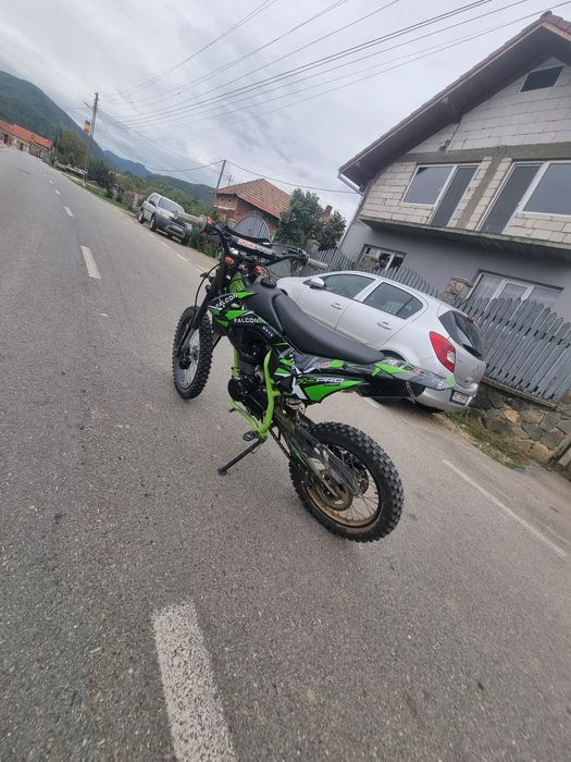 Vând sau schimb KXD  150   4T