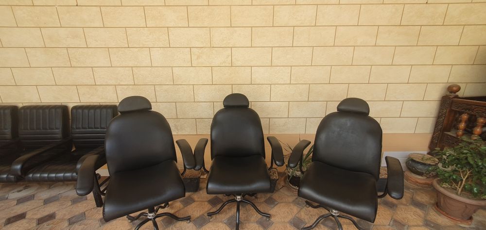 Салон жихозлари сотилади хаммаси