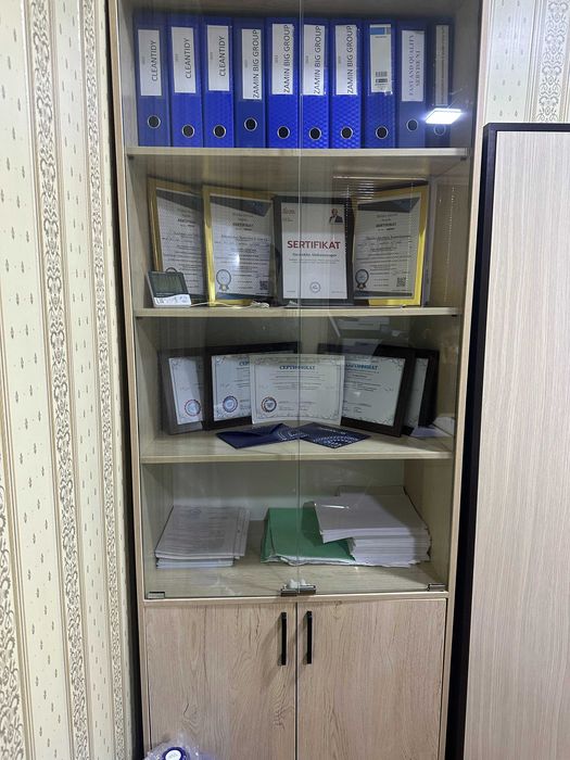 Продаётся офисная мебель