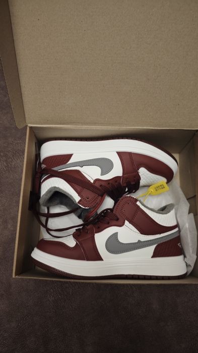 Кроссовки Джорданы с мехом