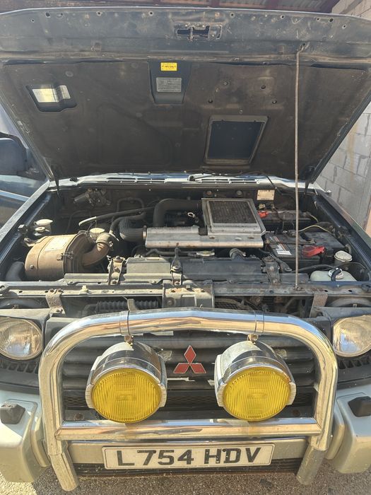Mitshubishi pajero