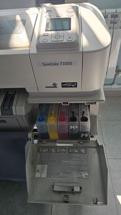 Широкоформатный плоттер