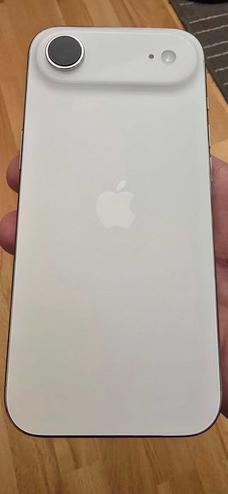 Vand(schimb) Iphone 17 Air 256GB alb nou