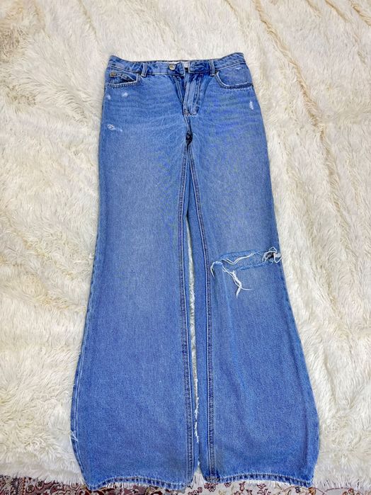 Джинсы stradivarius