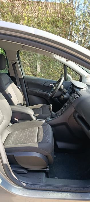 Opel Meriva 2012