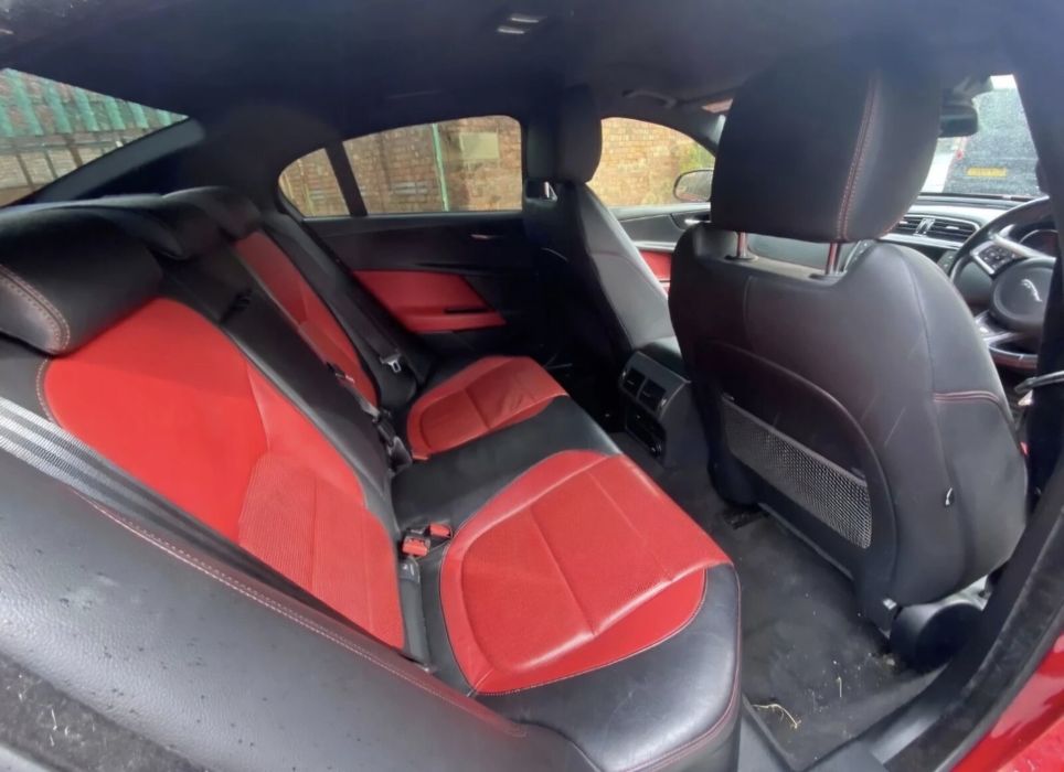 Dezmembrez jaguar xe 2016