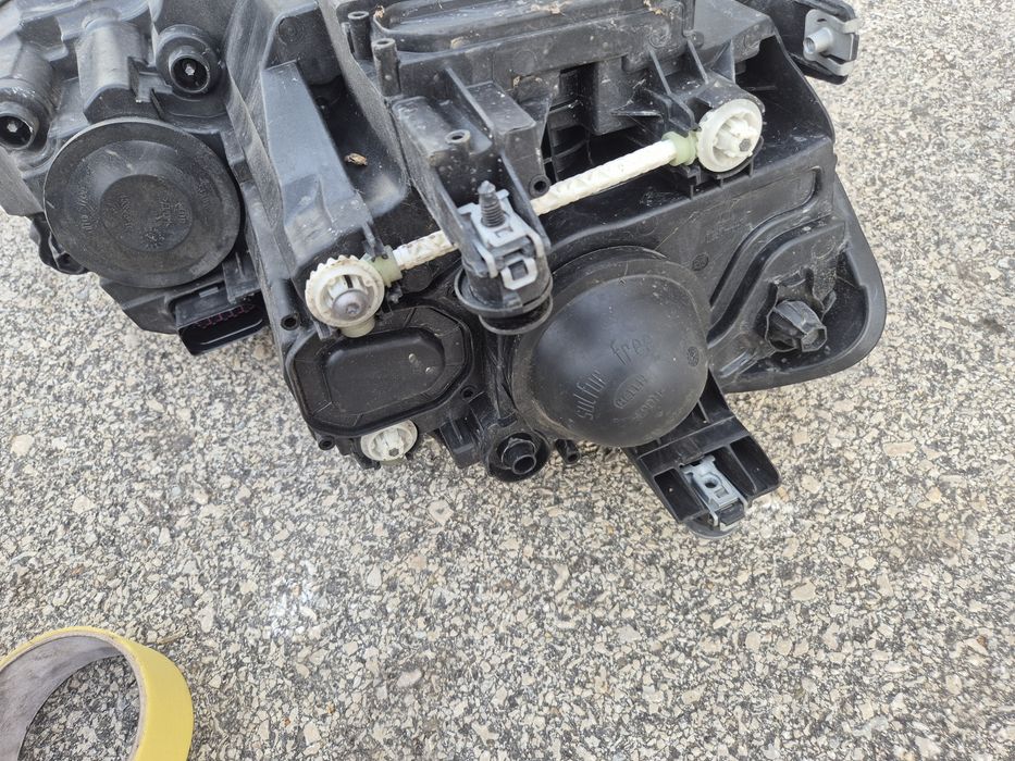 Ляв фар Фолксваген Голф 7 VW Golf 7 фарове