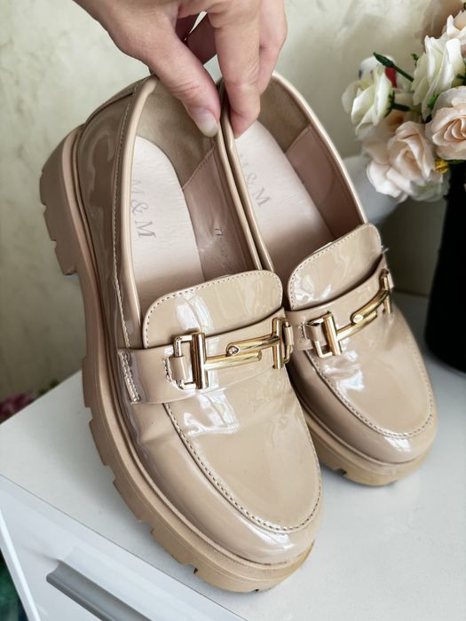 Дамски обувки бежови