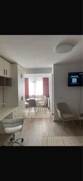 Garsoniera de inchiriat Tg Mures zona SCJU/UMF — fotografia 1