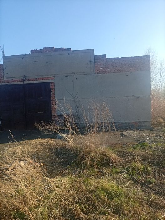 Продам Здание Территорию