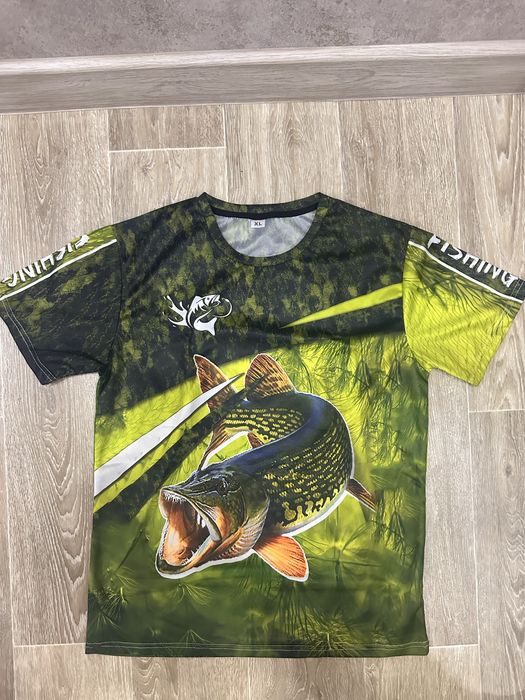 Продам футболку