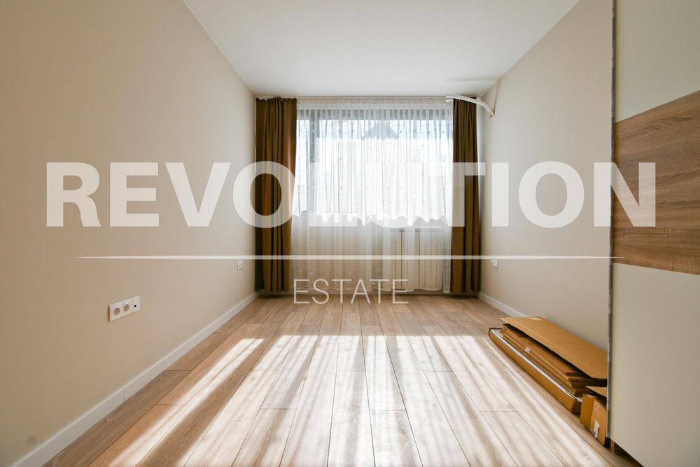 Дава се под наем Тристаен апартамент в София, Оборище - 106 кв.м за 997.05 € - Снимка #8