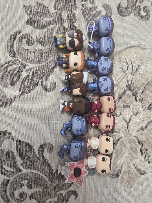 Обменяю фигурки осд киндер