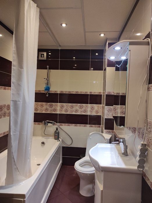 Самостоятелна къща в града