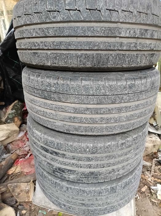продавам летни гуми континентал 205 70 17 дот 19г