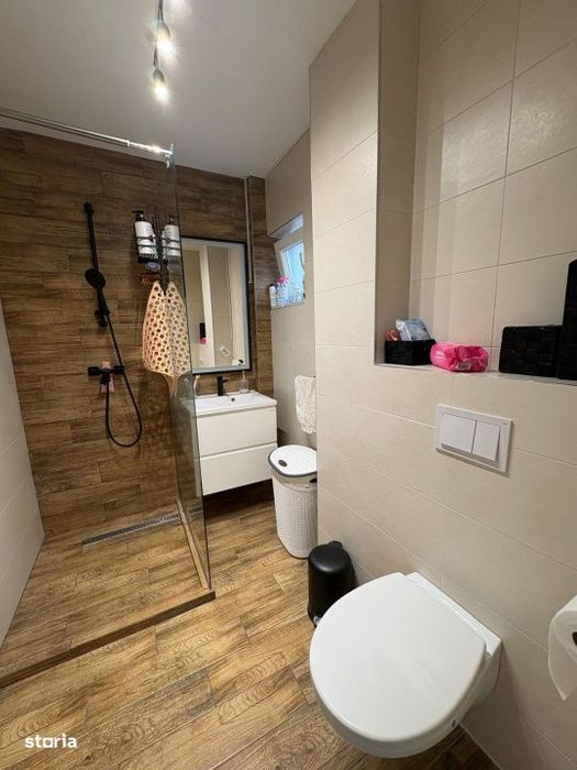 Apartament 3 camere, 53 mp, zona Central