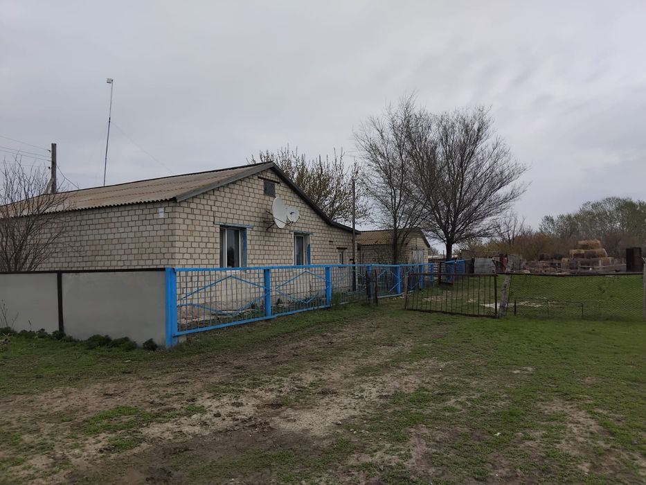 Продается дом в поселке