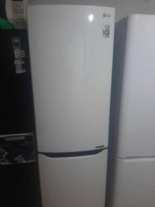 Продам холодильник LG. Доставка