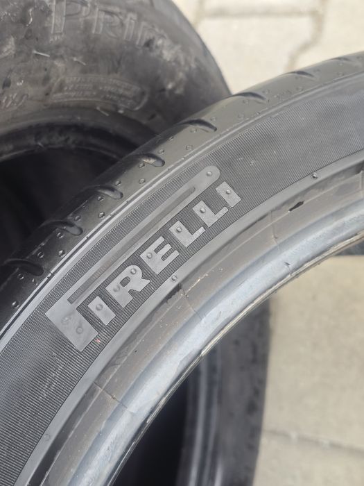 235 40 19 Pirelli