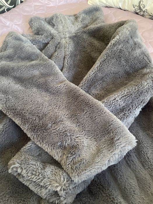 Тъмно сиво пухкаво яке – размер L/XL