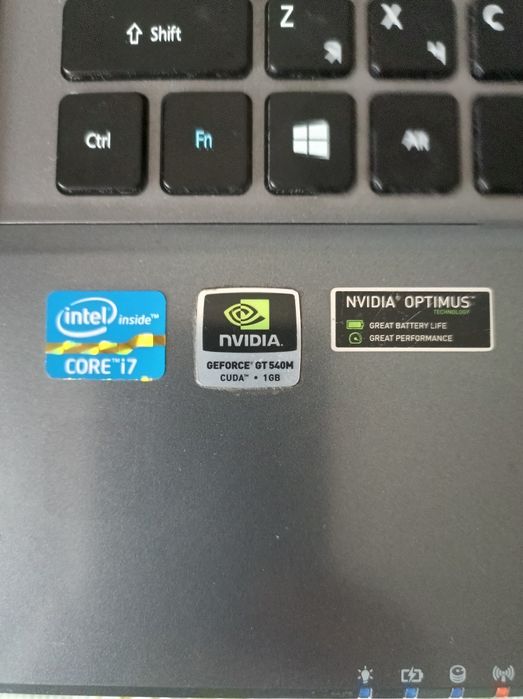 Ноутбук Intel Core i7